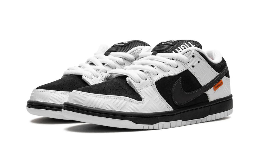 Nike SB Dunk Low x TIGHTBOOTH