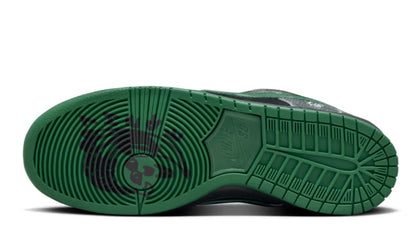 Nike SB Dunk Low There Skateboards