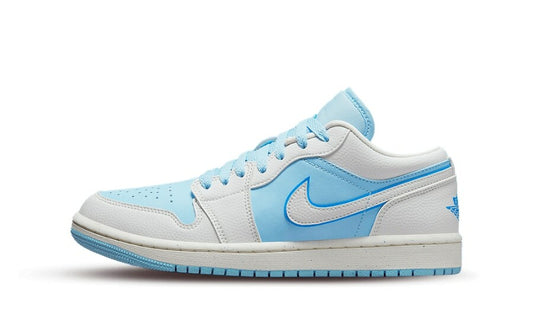 Air Jordan 1 Low SE "Reverse Ice Blue"  (W)