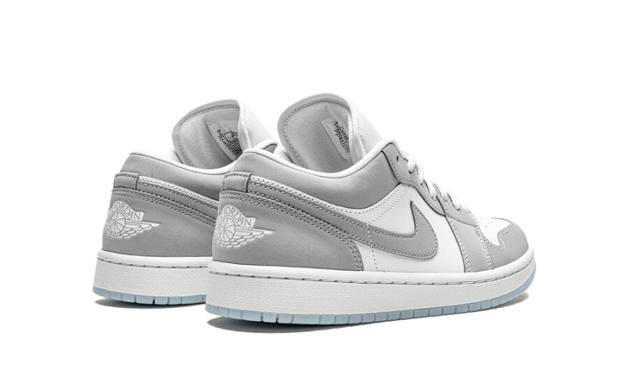 Air Jordan 1 Low Aluminum Wolf Gray (W)