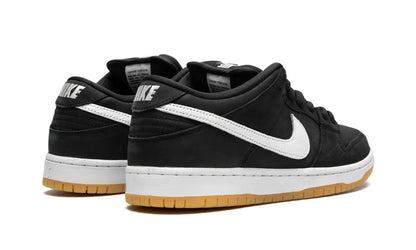 Nike SB Dunk Low Black Gum